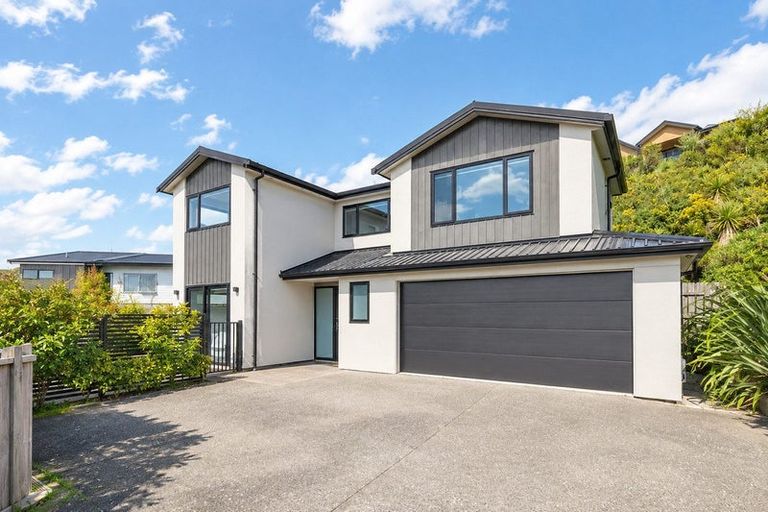 Photo of property in 29a Waitaria Terrace, Aotea, Porirua, 5024