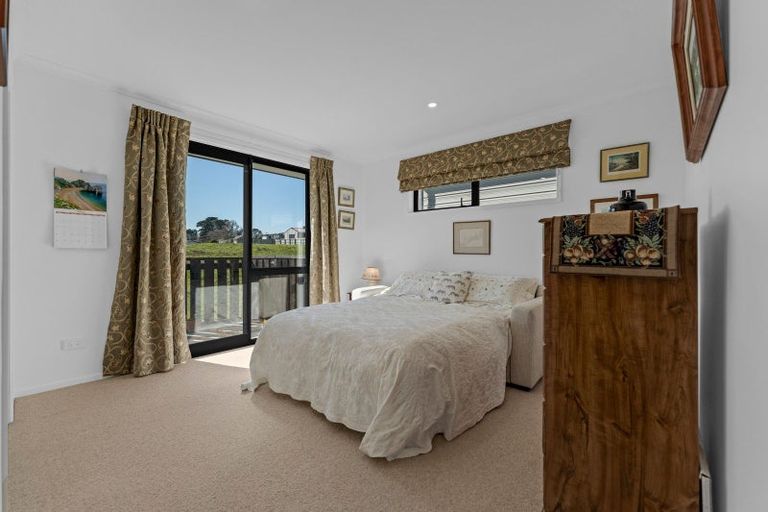 Photo of property in 6c Goble Road, Clarks Beach, Pukekohe, 2679