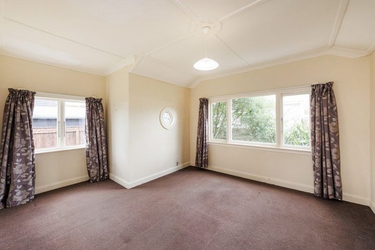Photo of property in 34 Wellington Street, Feilding, 4702