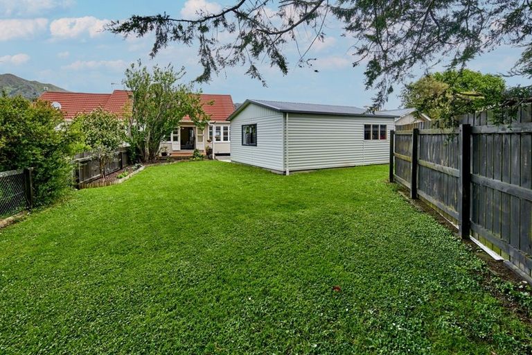 Photo of property in 7 Anson Grove, Naenae, Lower Hutt, 5011