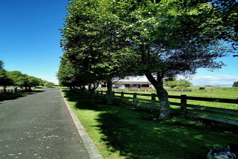 Photo of property in 277 Smart Road, Hillsborough, New Plymouth, 4372