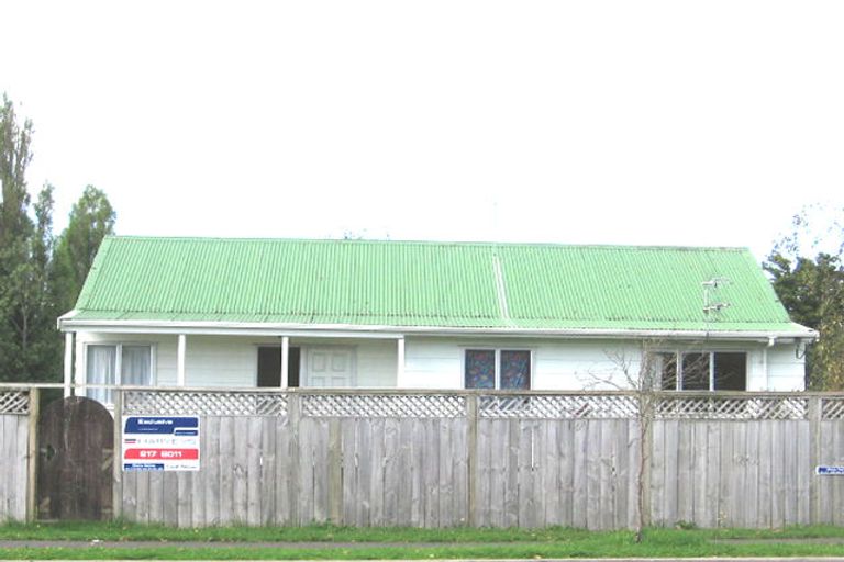 Photo of property in 10 Forest Hill Road, Henderson, Auckland, 0612