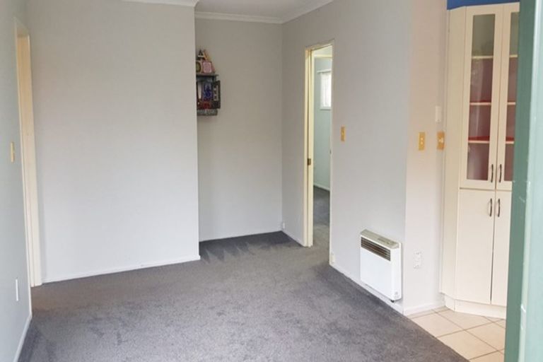 Photo of property in 39 Ribbonwood Crescent, Goodwood Heights, Auckland, 2105