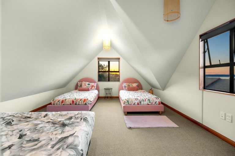 Photo of property in 43 Thelma Place, Lynmore, Rotorua, 3010