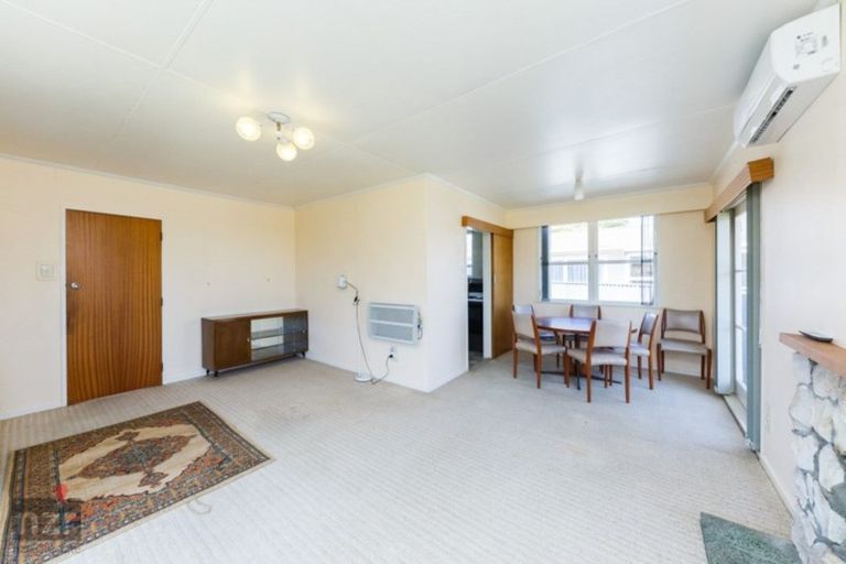 Photo of property in 35 Karamea Crescent, Kelvin Grove, Palmerston North, 4414