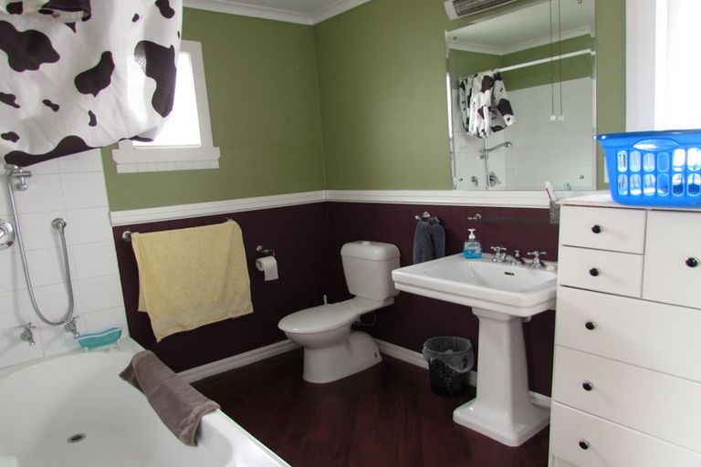 Photo of property in 111 Villa Street, Masterton, 5810