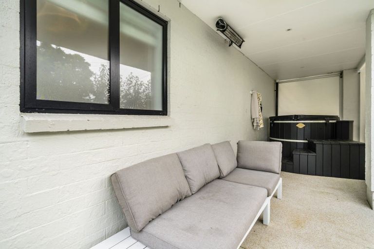 Photo of property in 5c Woodward Avenue, Mangere Bridge, Auckland, 2022