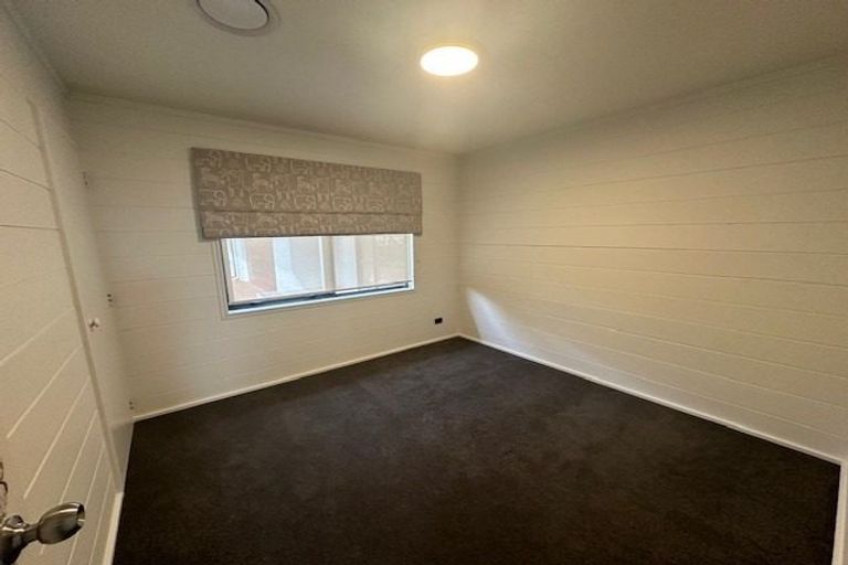 Photo of property in 269 Lamb Street, Leamington, Cambridge, 3432