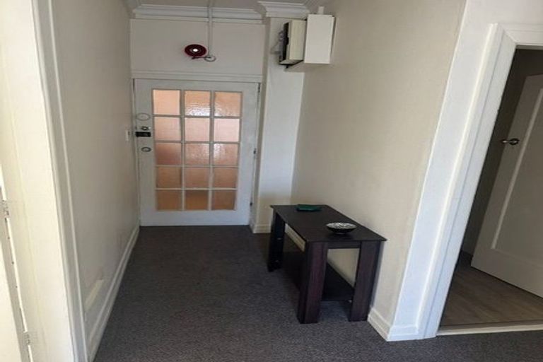 Photo of property in Elms Court Flats, 8/367 The Terrace, Te Aro, Wellington, 6011