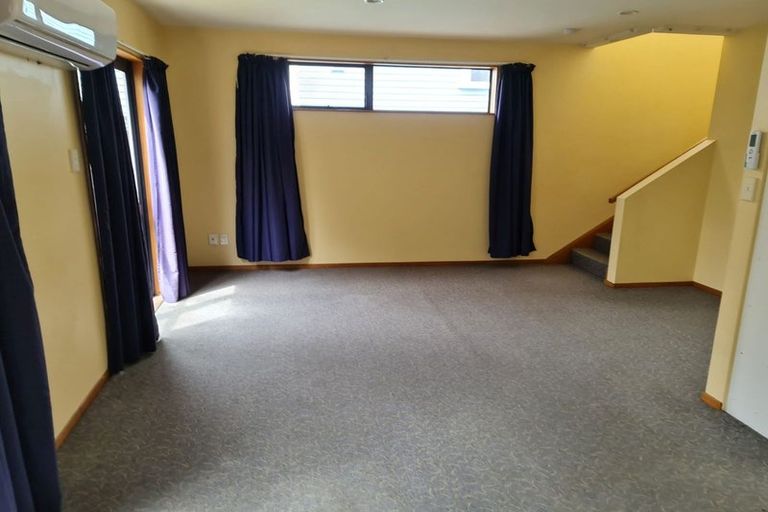 Photo of property in 2/12 Elizabeth Street, Riccarton, Christchurch, 8011