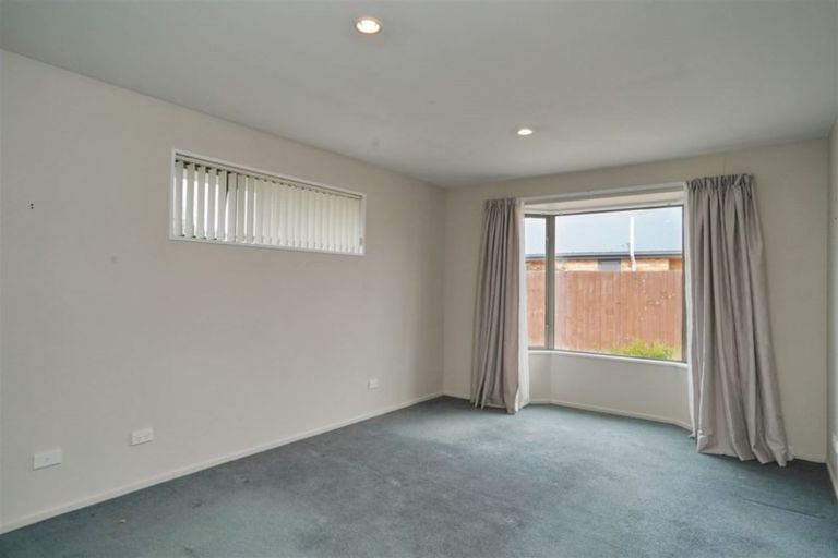 Photo of property in 3 Mollymawk Place, Woolston, Christchurch, 8023