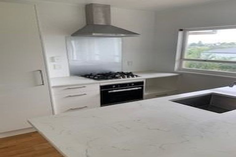 Photo of property in 1/57a Northboro Road, Belmont, Auckland, 0622