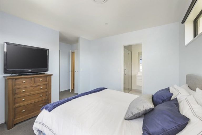 Photo of property in 32 Navy Loop, Rolleston, 7614