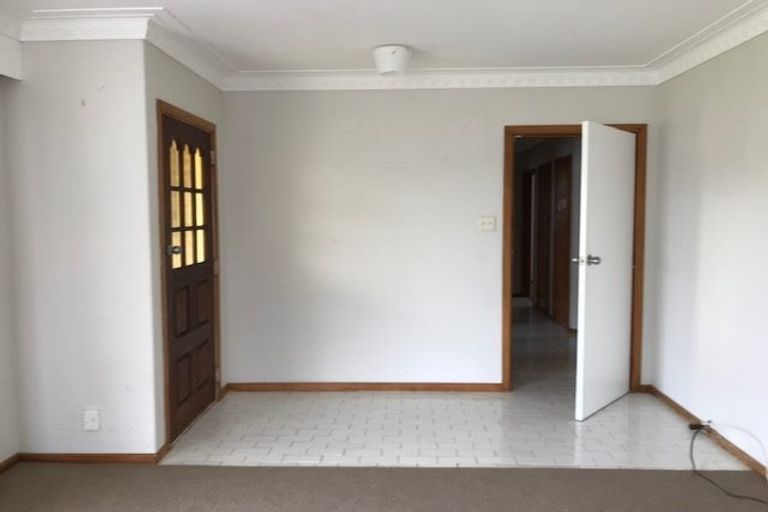 Photo of property in 17 Arney Road, Ranui, Auckland, 0612