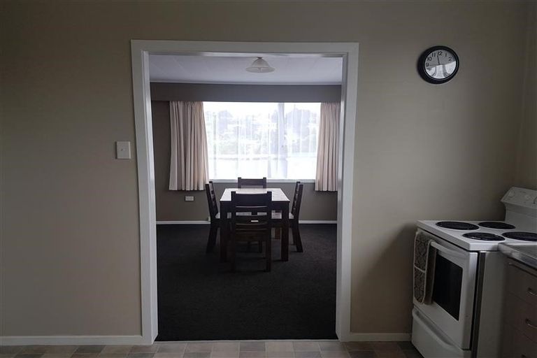 Photo of property in 2/323 Saint Aubyn Street, New Plymouth, 4310