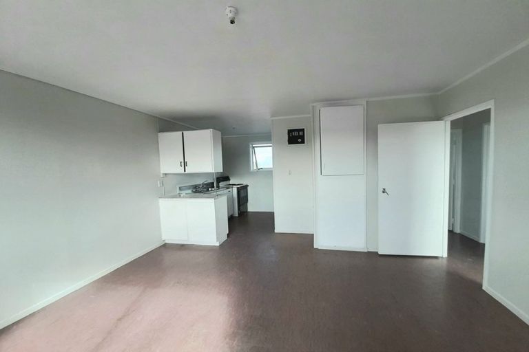 Photo of property in 8/90 Kenderdine Road, Papatoetoe, Auckland, 2025