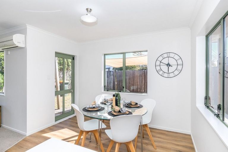 Photo of property in 11a Mahana Road, St Andrews, Hamilton, 3200