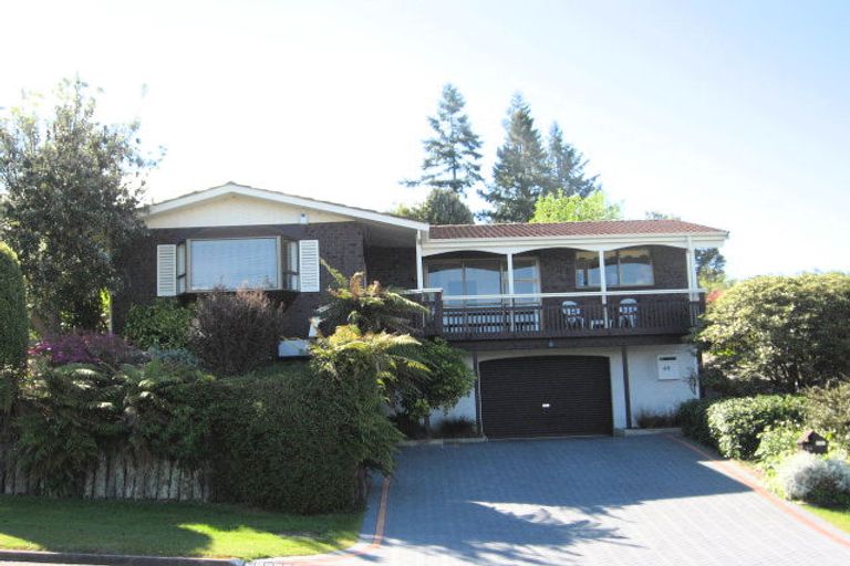 Photo of property in 48 Wakeman Road, Acacia Bay, Taupo, 3330