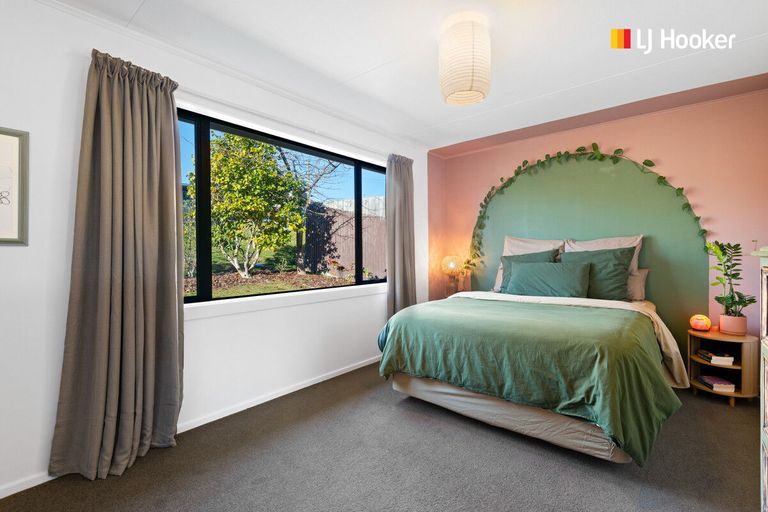 Photo of property in 3 Martin Road, Fairfield, Dunedin, 9018