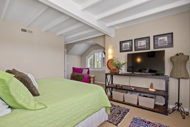 Photo of property in 1 Grove Road, Devonport, Auckland, 0624