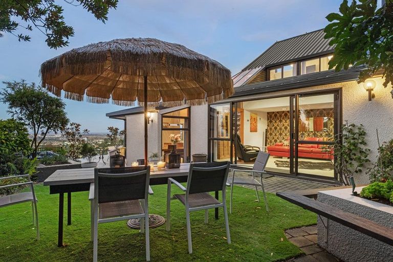 Photo of property in 89 Aotea Terrace, Huntsbury, Christchurch, 8022