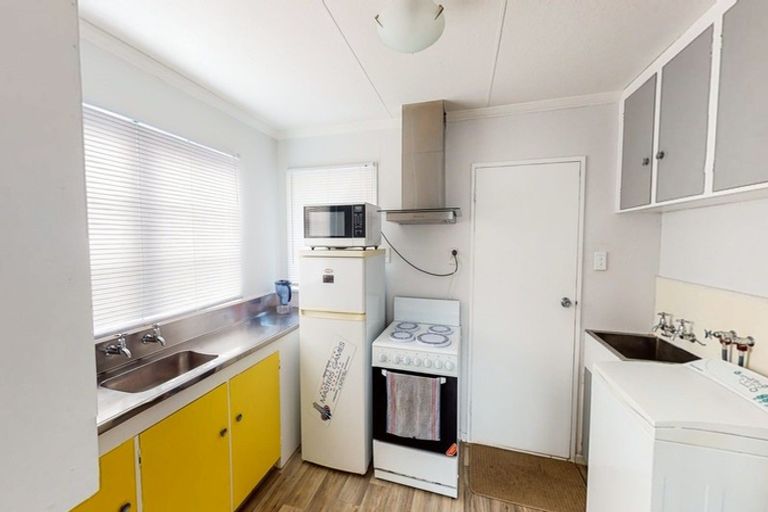 Photo of property in 35c Gonville Avenue, Gonville, Whanganui, 4501