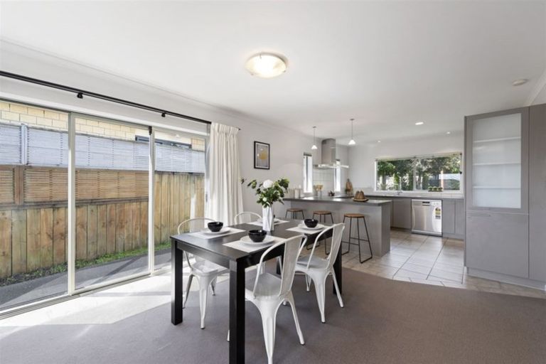 Photo of property in 9 Hillford Place, Welcome Bay, Tauranga, 3175