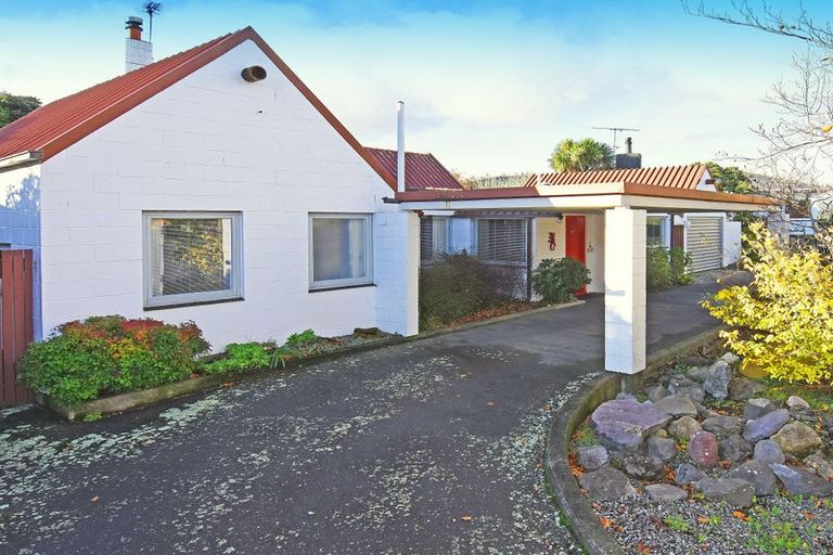 Photo of property in 17 Queen Alexandra Street, Lansdowne, Masterton, 5810