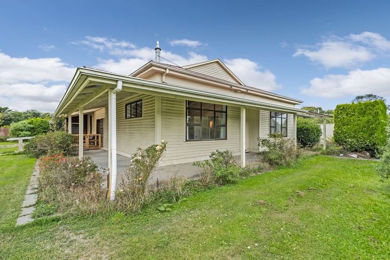 Photo of property in 2 Brookside And Burnham Road, Leeston, 7682