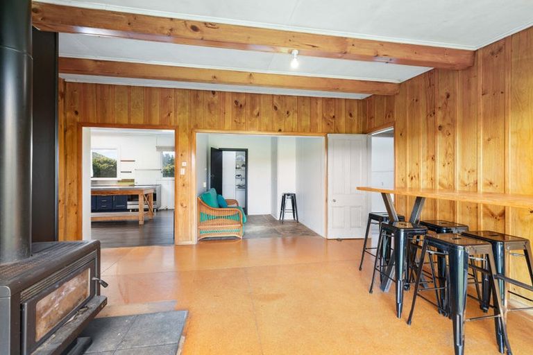 Photo of property in 40 Te Muna Road, Martinborough, 5784