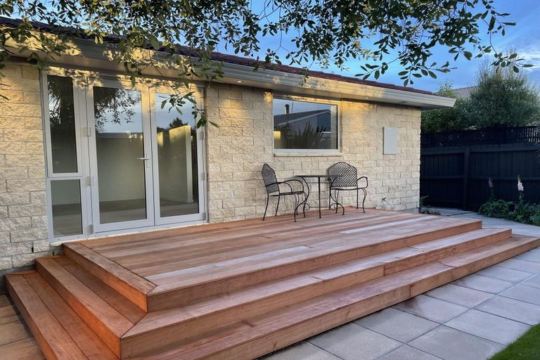 Photo of property in 2/53 Orrick Crescent, Avondale, Christchurch, 8061