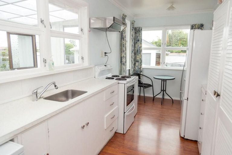 Photo of property in 11 Cobham Street, Levin, 5510