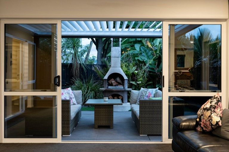 Photo of property in 8 Caldera Close, Pyes Pa, Tauranga, 3112