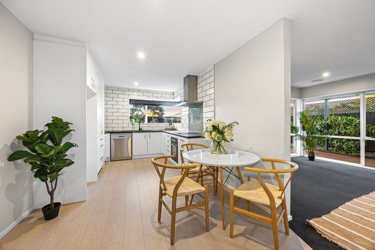 Photo of property in 2/80 Perry Street, Papanui, Christchurch, 8053