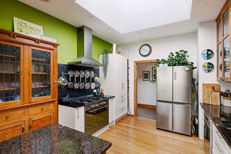 Photo of property in 2 Murray Street, Leamington, Cambridge, 3432