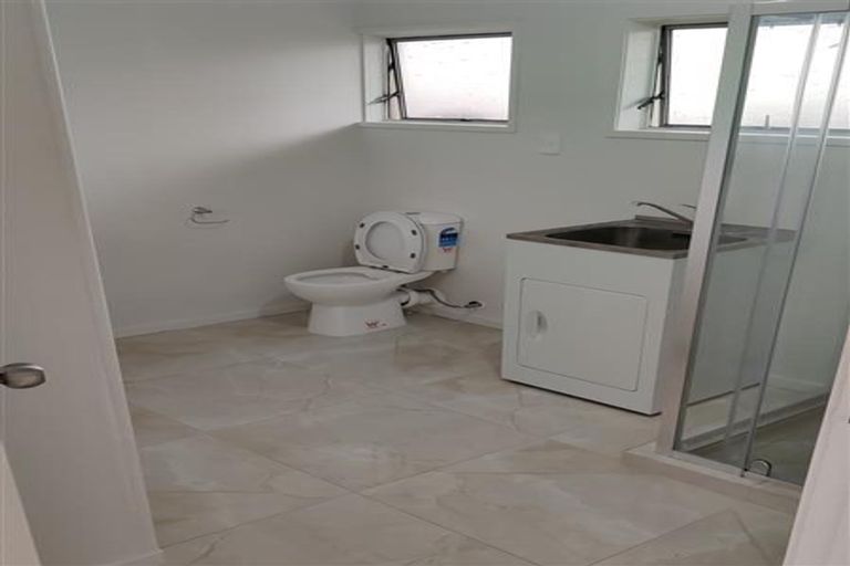 Photo of property in 1/14 Margaret Road, Papatoetoe, Auckland, 2025