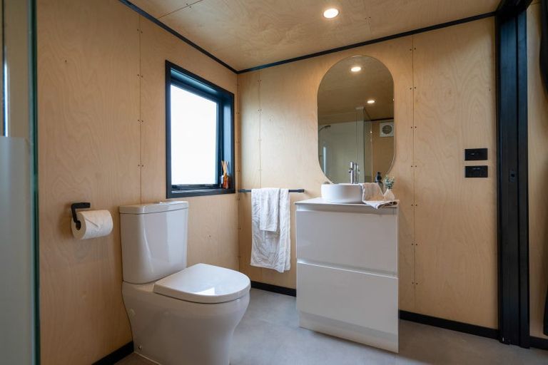 Photo of property in 6a Upper Kingsley Street, Leamington, Cambridge, 3432