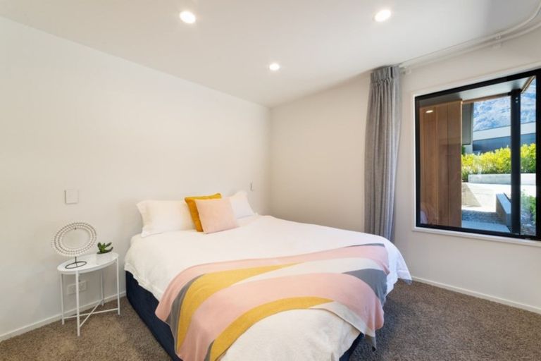 Photo of property in 43 Mcadam Drive, Jacks Point, Queenstown, 9371