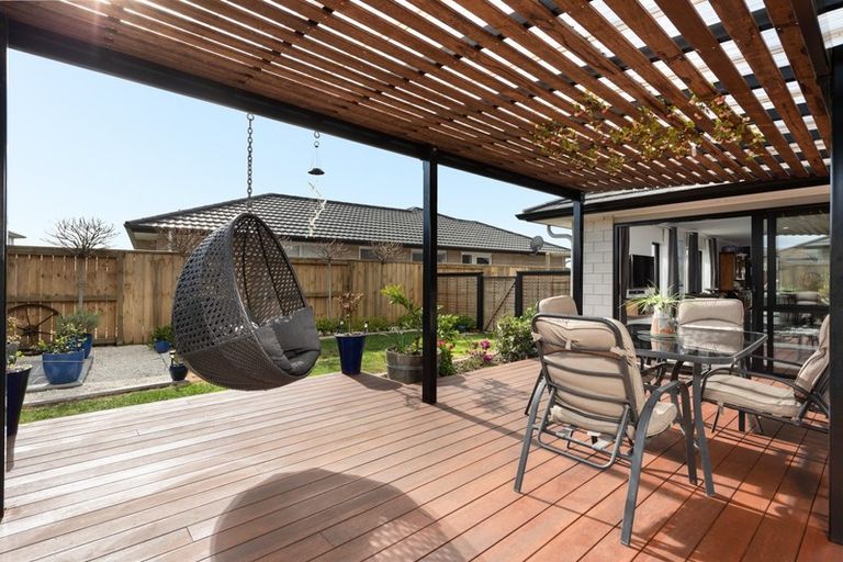 Photo of property in 87 Puhirake Crescent, Pyes Pa, Tauranga, 3112