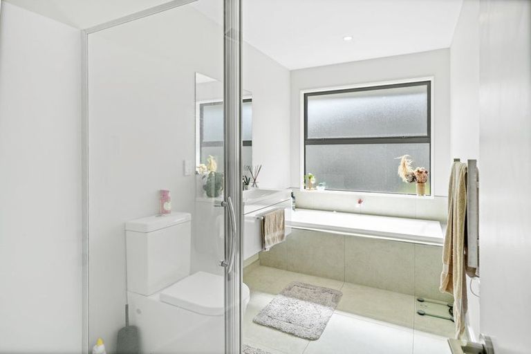 Photo of property in 22 Packard Crescent, Halswell, Christchurch, 8025