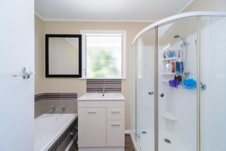 Photo of property in 359 Ruahine Street, Terrace End, Palmerston North, 4410