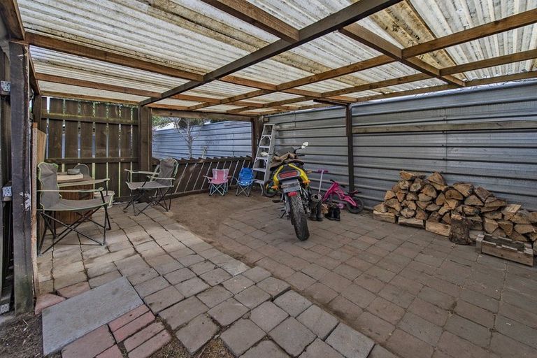 Photo of property in 15 William Street, Rolleston, 7614