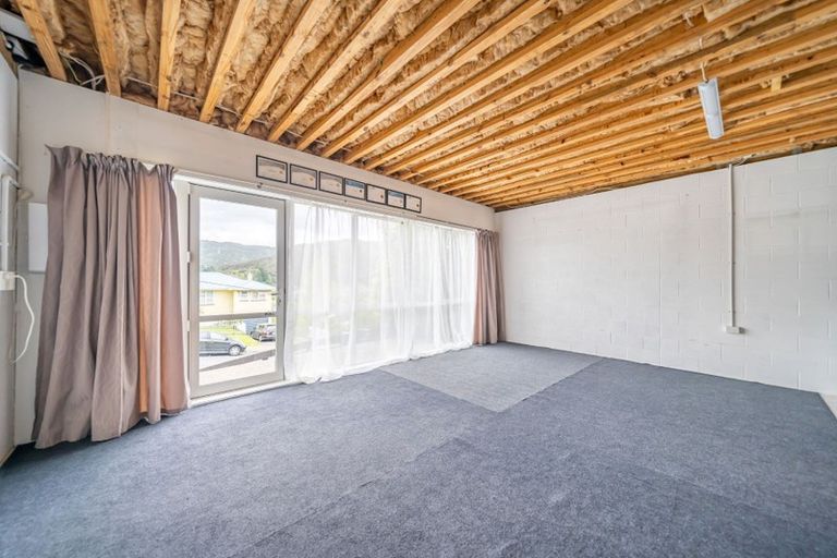 Photo of property in 51 Logie Street, Stokes Valley, Lower Hutt, 5019