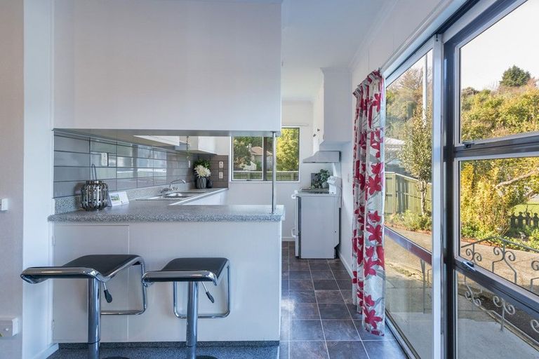 Photo of property in 2/186 Tahunanui Drive, Tahunanui, Nelson, 7011