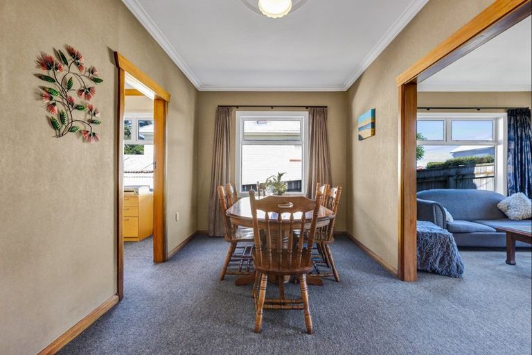 Photo of property in 24 Ngaio Street, Strandon, New Plymouth, 4312