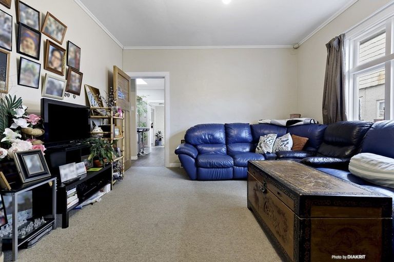 Photo of property in 21 Aparima Avenue, Miramar, Wellington, 6022