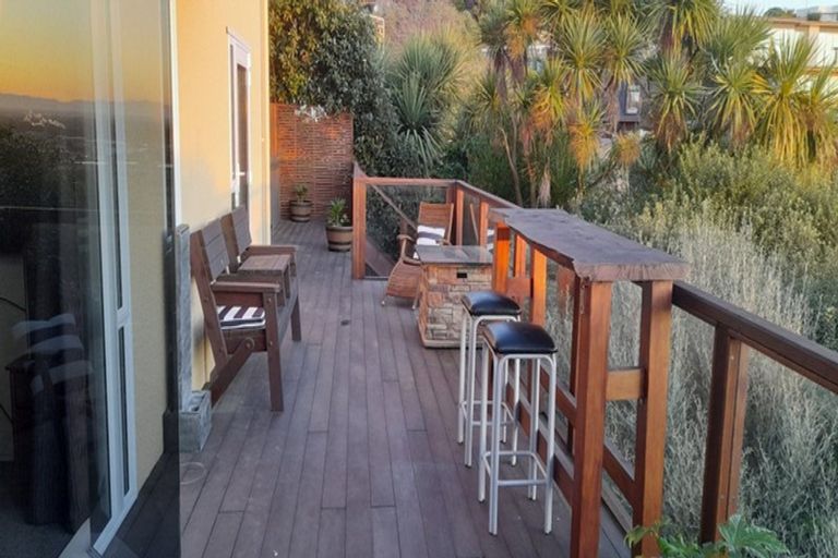 Photo of property in 102 Cannon Hill Crescent, Mount Pleasant, Christchurch, 8081