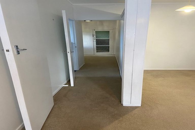 Photo of property in 124 Manuka Road, Bayview, Auckland, 0629