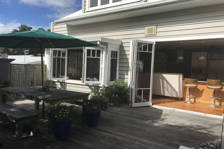 Photo of property in 40 Ventnor Street, Seatoun, Wellington, 6022