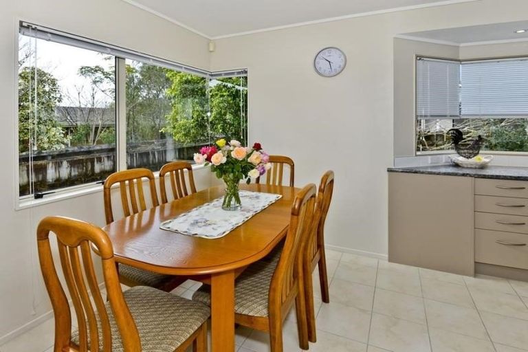 Photo of property in 283 Royal Road, Massey, Auckland, 0614